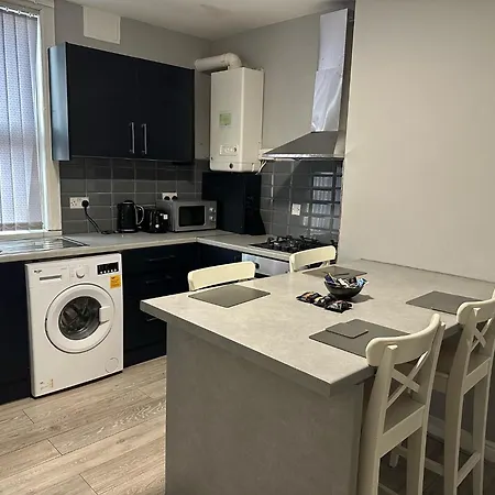 Apartment Mount 3 Bed Close To City Centre